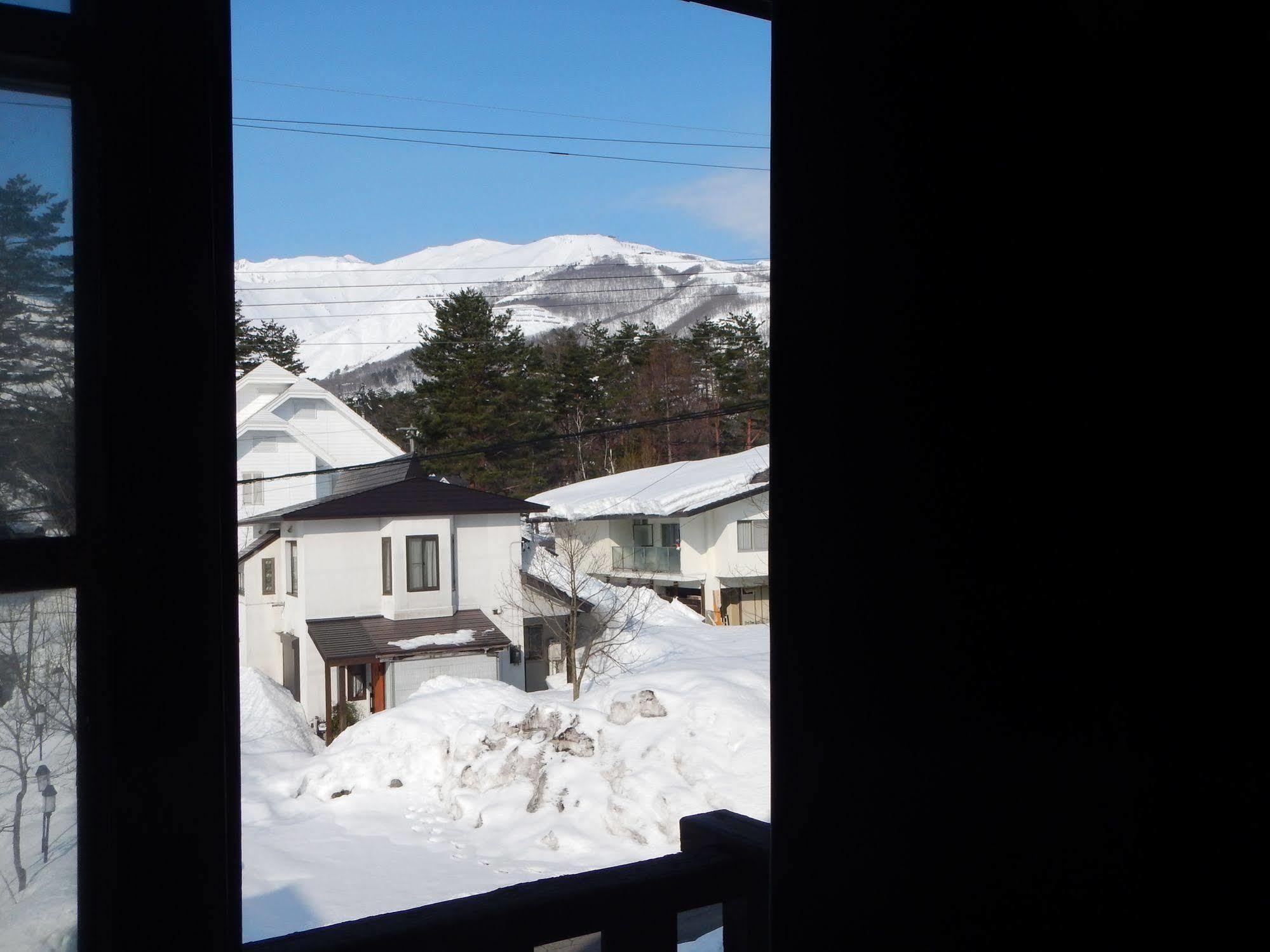 Mt Hakuba Backpackers Hostel Dış mekan fotoğraf